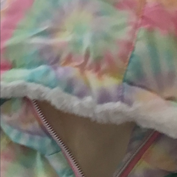 Swiss Alps light tie dye puffer jacket with hood. - Picture 6 of 9